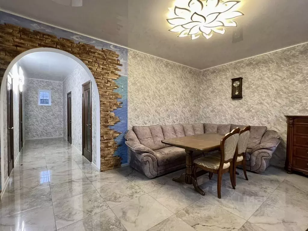 Дом в Крым, Симферополь ул. Огородная (100 м) - Фото 1