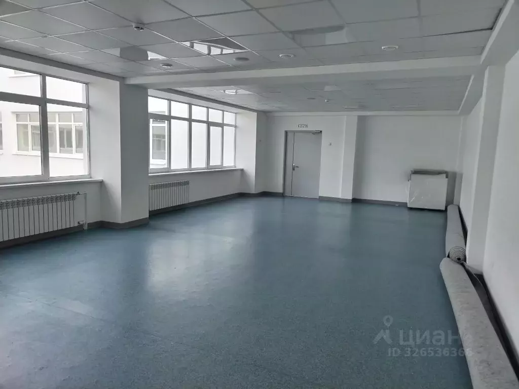 Помещение свободного назначения в Татарстан, Нижнекамск ул. Бызова, ... - Фото 1