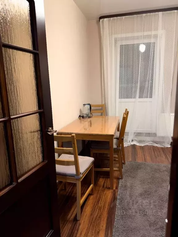 2-к кв. Новосибирская область, Новосибирск Закаменский мкр, 15 (65.0 ... - Фото 1