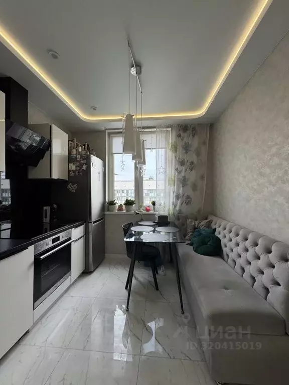 3-к кв. Ленинградская область, Мурино Всеволожский район, ул. ... - Фото 1