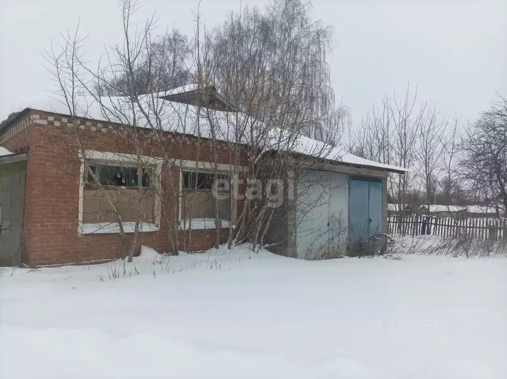 Офис в Татарстан, Апастовский район, с. Среднее Балтаево ул. 50 лет ... - Фото 0