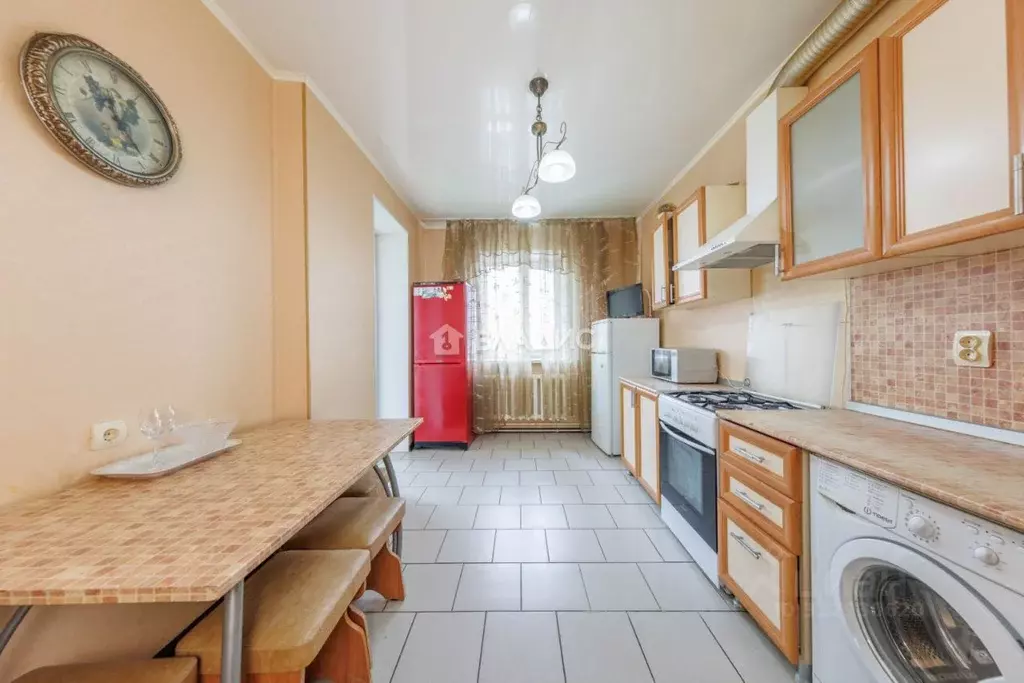 3-к кв. Брянская область, Брянск ул. Крахмалева, 39 (87.9 м) - Фото 0