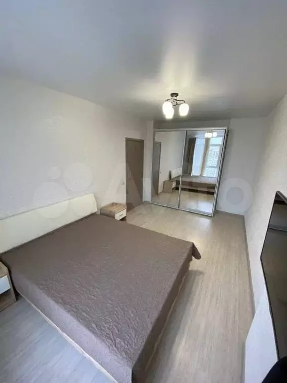 1-к. квартира, 32 м, 7/9 эт. - Фото 1