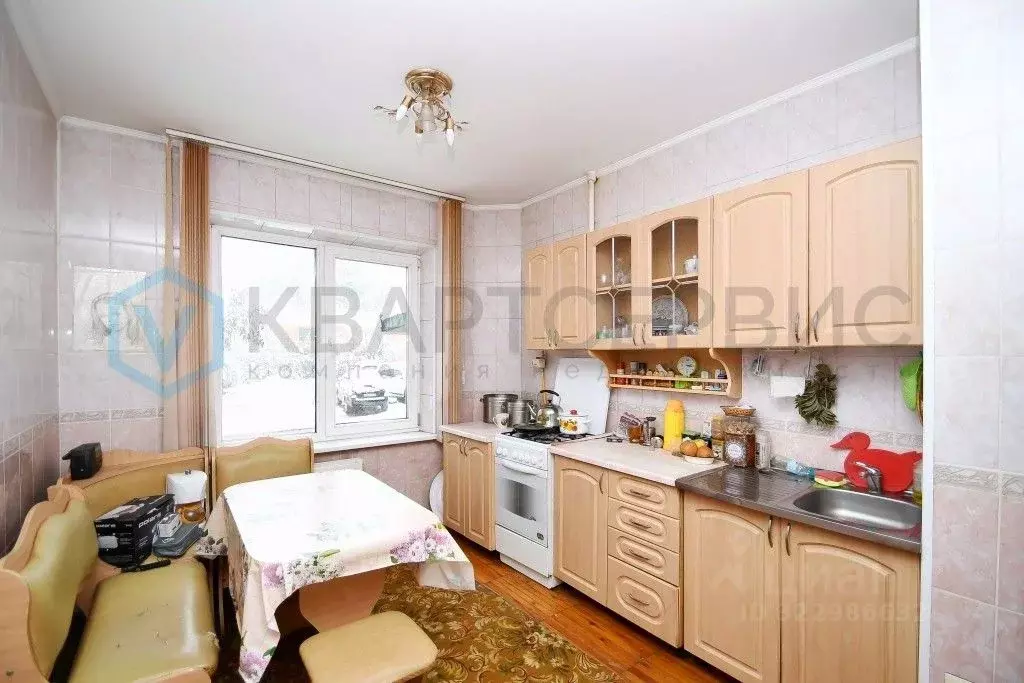 3-к кв. Омская область, Омск ул. 70 лет Октября, 14/2 (63.0 м) - Фото 1