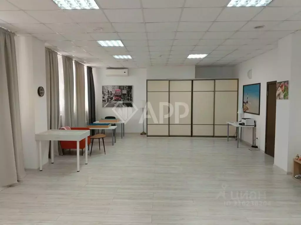 Офис в Краснодарский край, Новороссийск Кутузовская ул., 10 (82 м) - Фото 1