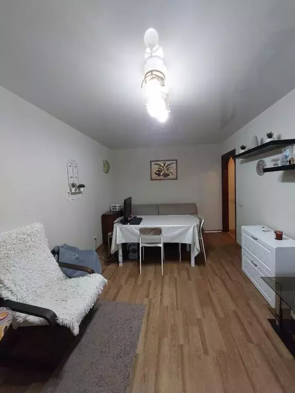 Квартира, 3 комнаты, 56.9 м - Фото 2