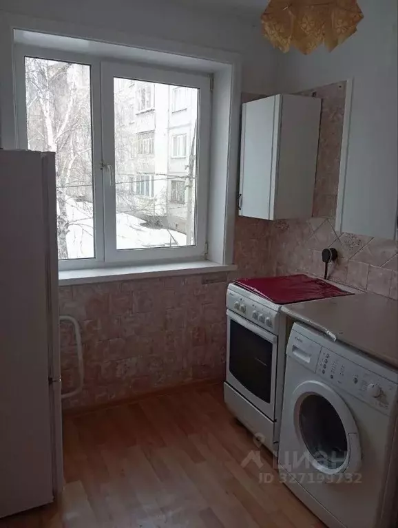 2-к кв. Иркутская область, Иркутск Первомайский мкр, 76 (45.0 м) - Фото 2