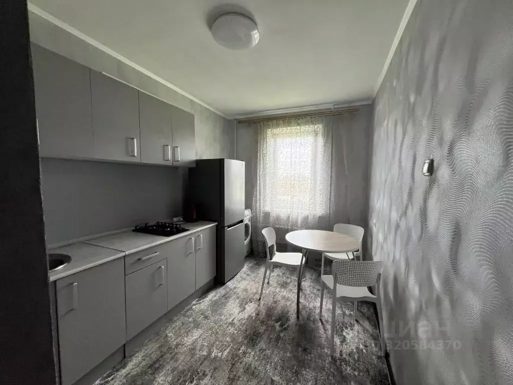 2-к кв. Тульская область, Тула Пролетарская ул., 24 (50.0 м) - Фото 0