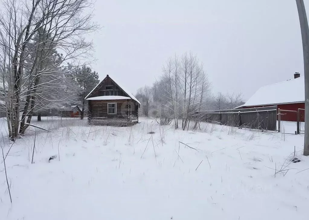 Дом в Ленинградская область, Киришский район, Будогощское городское ... - Фото 1