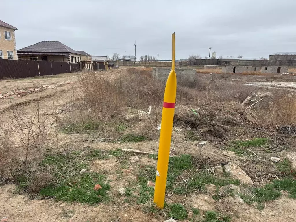 Участок в Астраханская область, Наримановский район, с. Солянка ул. ... - Фото 1