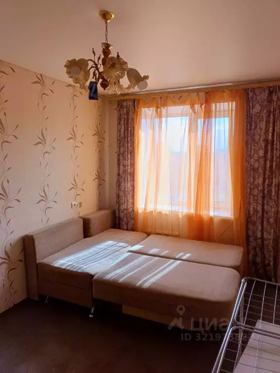 Комната Калужская область, Калуга ул. Платова, 40 (15.0 м) - Фото 1