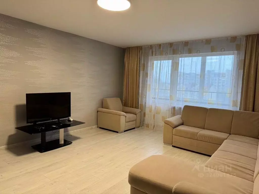 2-к кв. Калининградская область, Калининград Осенняя ул., 20 (65.0 м) - Фото 2