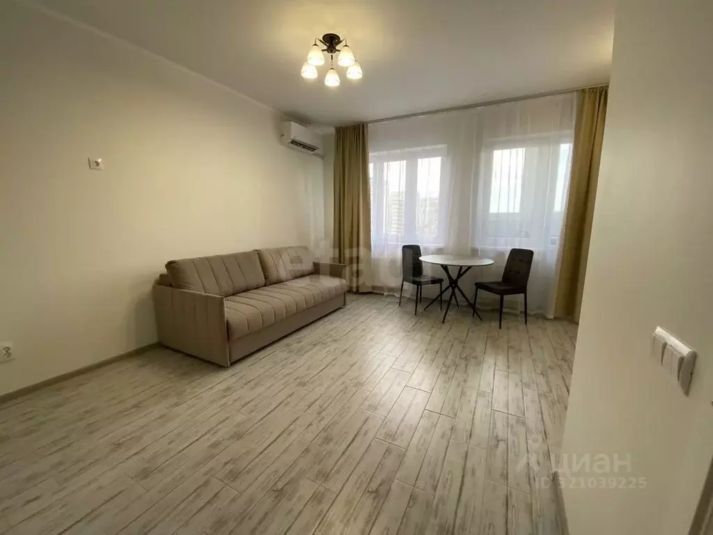 Студия Краснодарский край, Краснодар ул. Им. Мурата Ахеджака, 12к1 ... - Фото 1