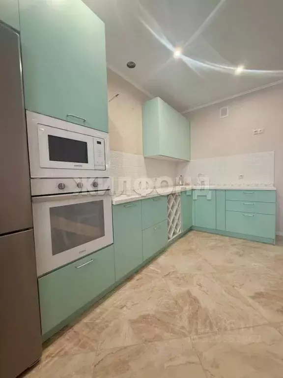 2-к кв. Брянская область, Брянск ул. Горбатова, 24 (60.1 м) - Фото 0