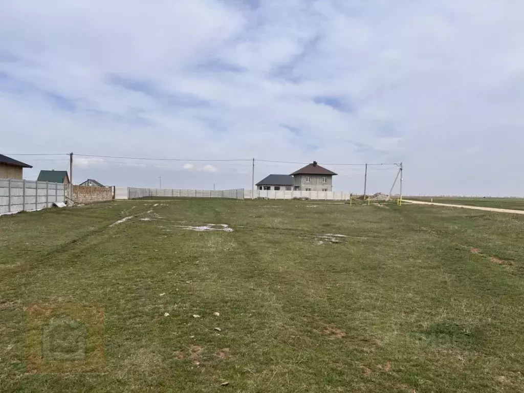 Участок в Крым, Сакский район, с. Молочное пер. Молочный, 45 (9.27 ... - Фото 1