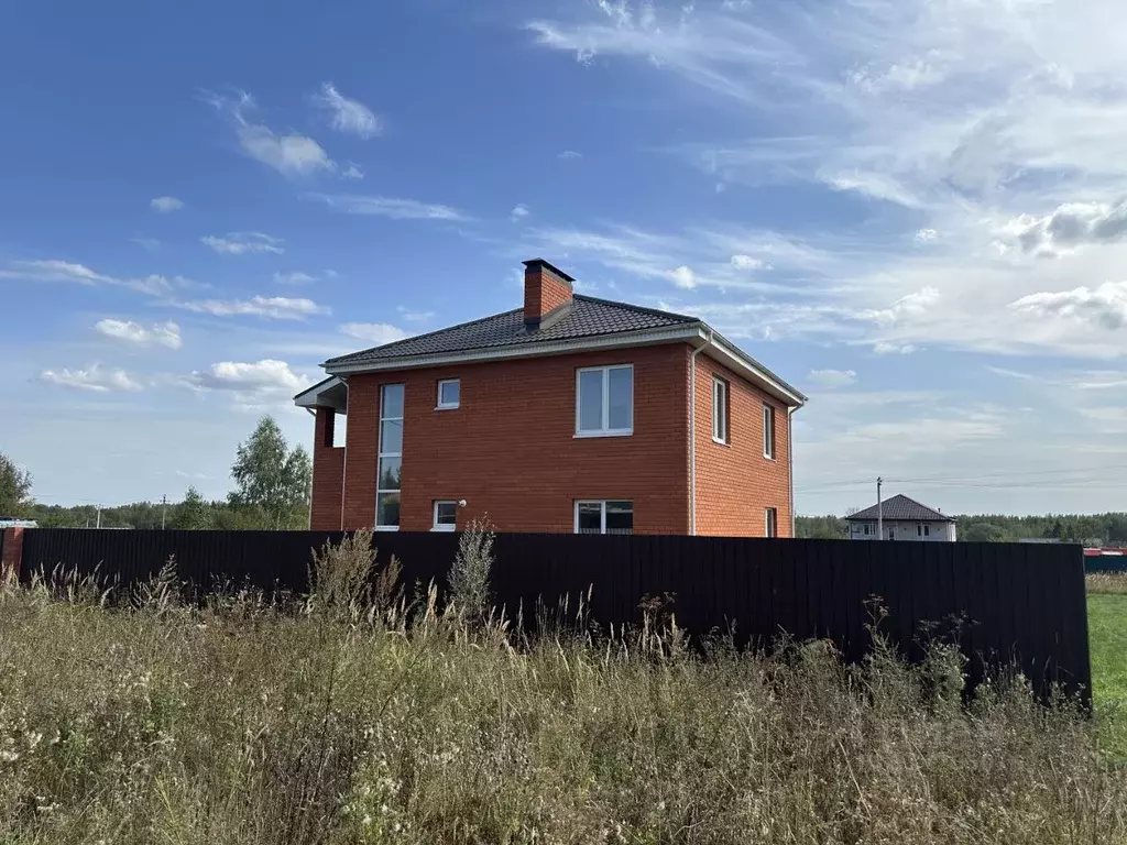 Дом в Калужская область, Кондрово Дзержинский район, ул. Лесика (161 ... - Фото 0