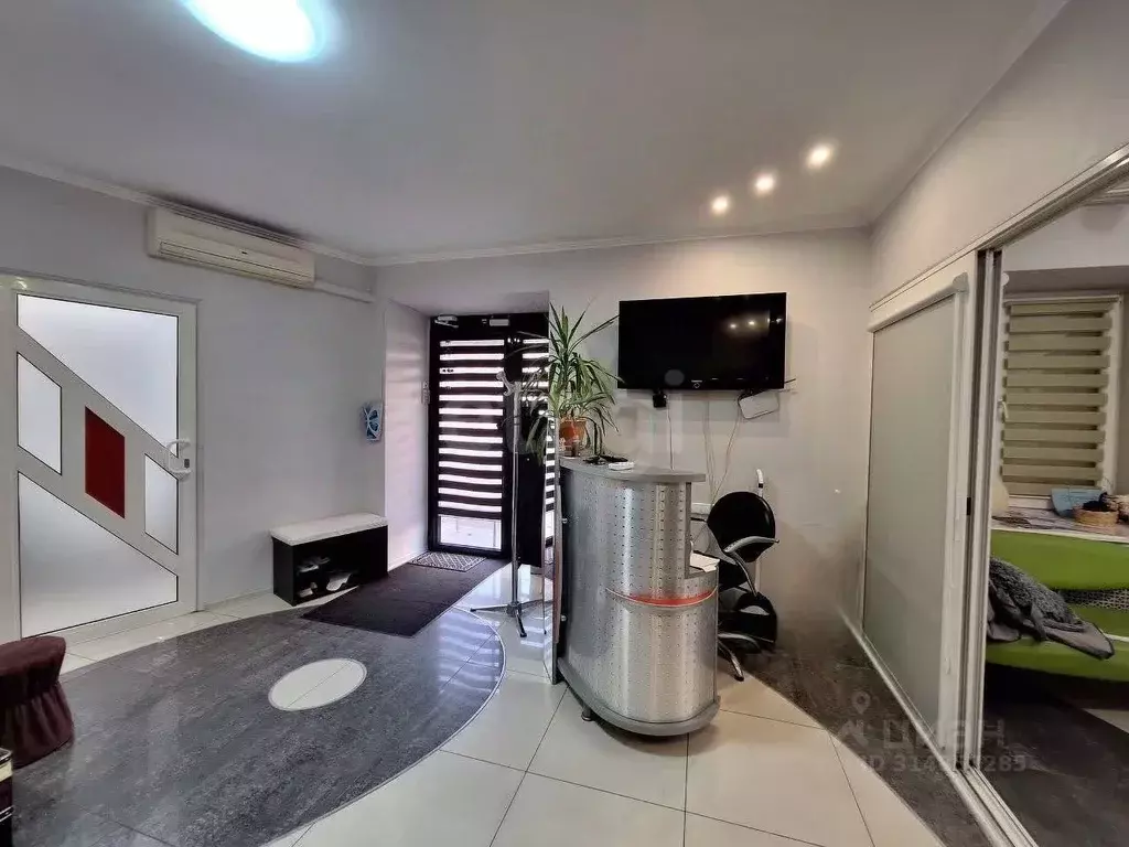 Помещение свободного назначения в Крым, Симферополь 844-й кв-л,  (84 ... - Фото 1