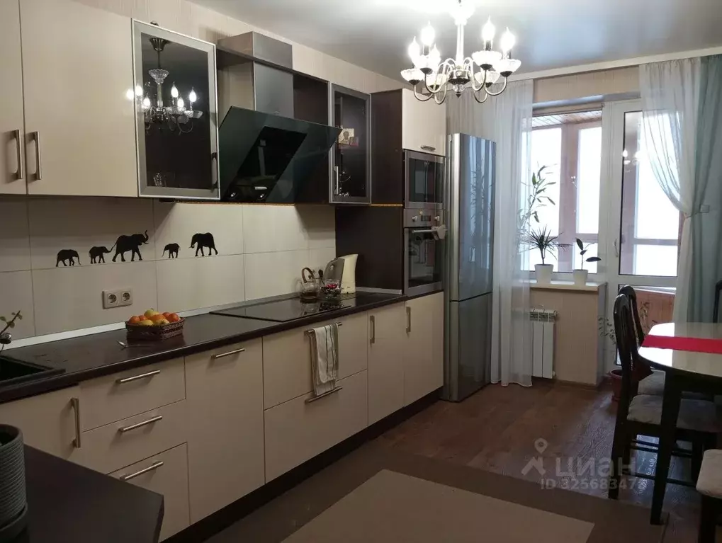 2-к кв. Омская область, Омск просп. Комарова, 21К1 (63.4 м) - Фото 1