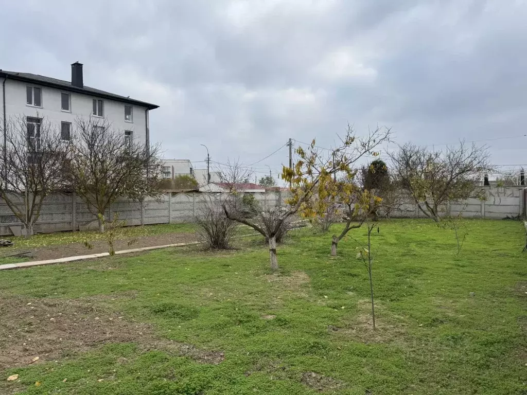 Участок в Крым, Евпатория городской округ, Заозерное пгт ул. Садовая, ... - Фото 1