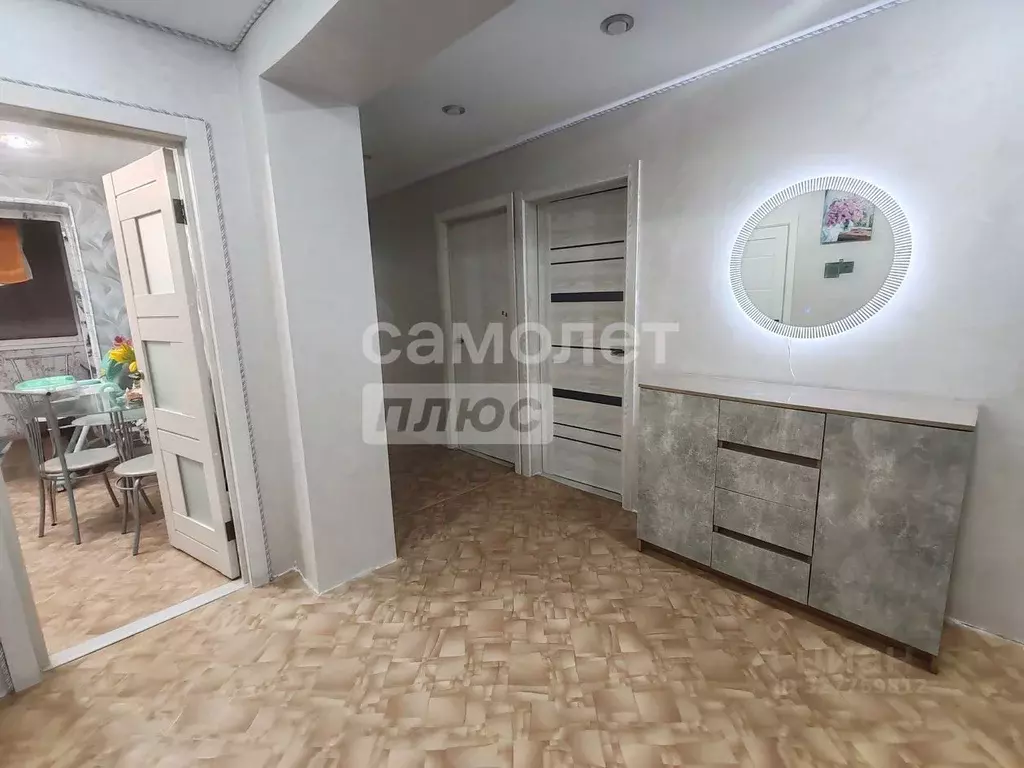 3-к кв. Белгородская область, Старый Оскол Дубрава мкр, 2 кв-л, 2 ... - Фото 1