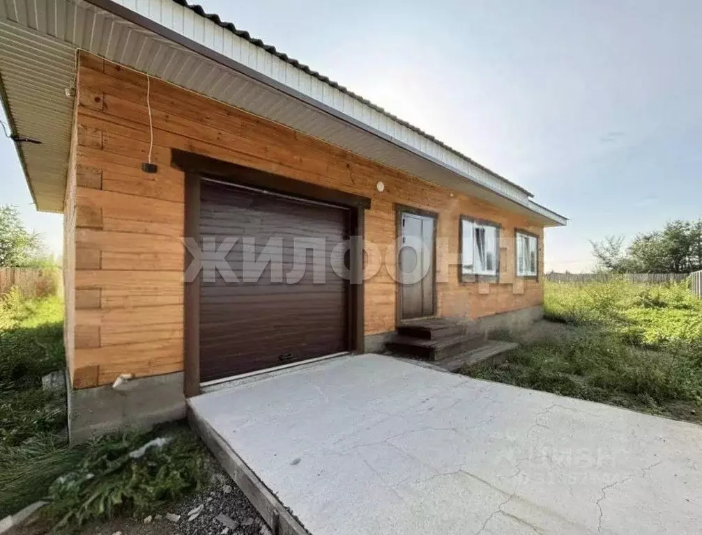 Дом в Хакасия, Усть-Абаканский район, пос. Тепличный ул. Мира (163 м) - Фото 2