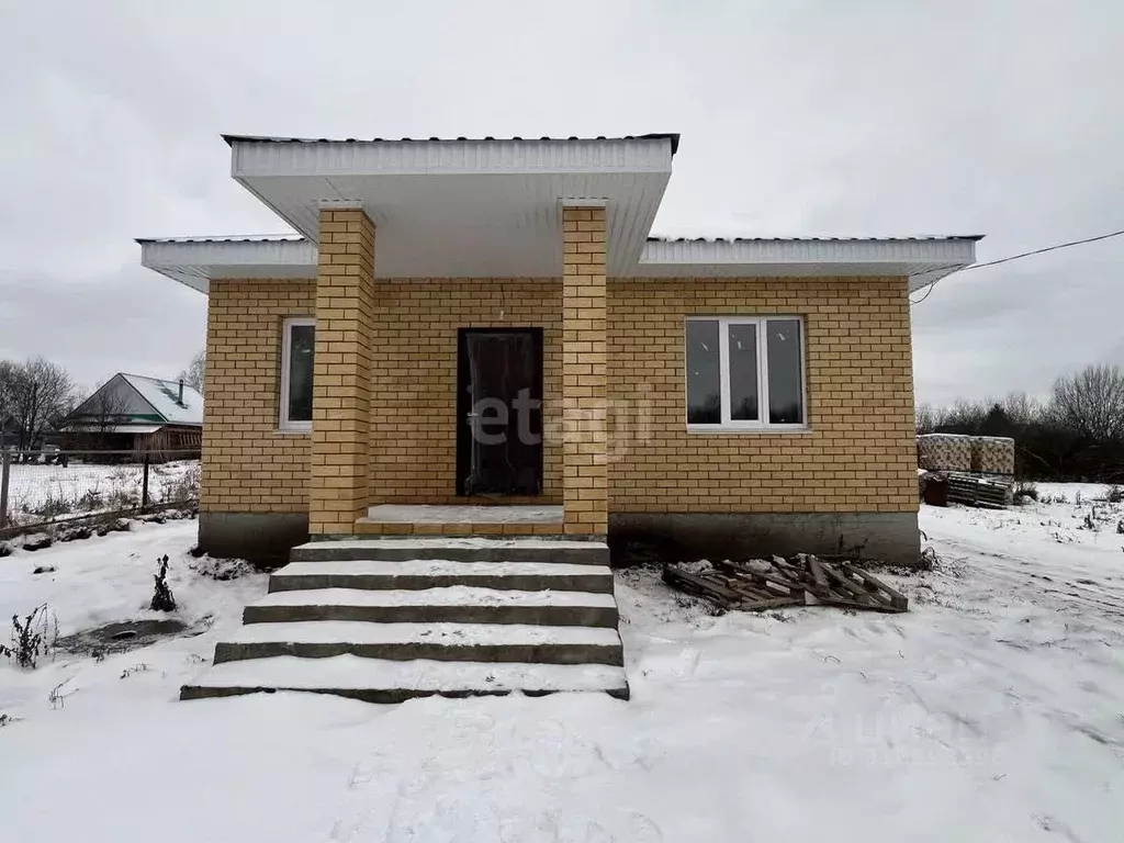 Дом в Башкортостан, Иглинский район, с. Акбердино  (99 м) - Фото 0