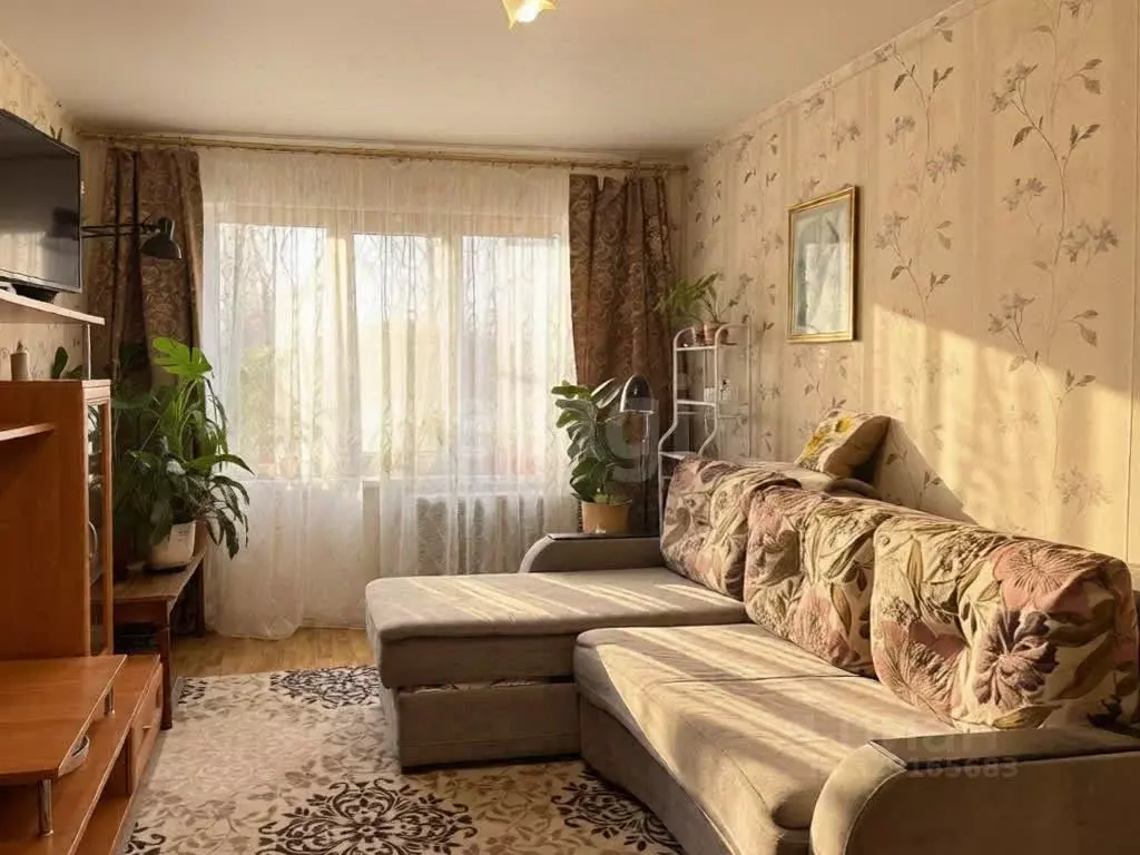 2-к кв. Псковская область, Псков пер. Машиниста, 5 (44.6 м) - Фото 0