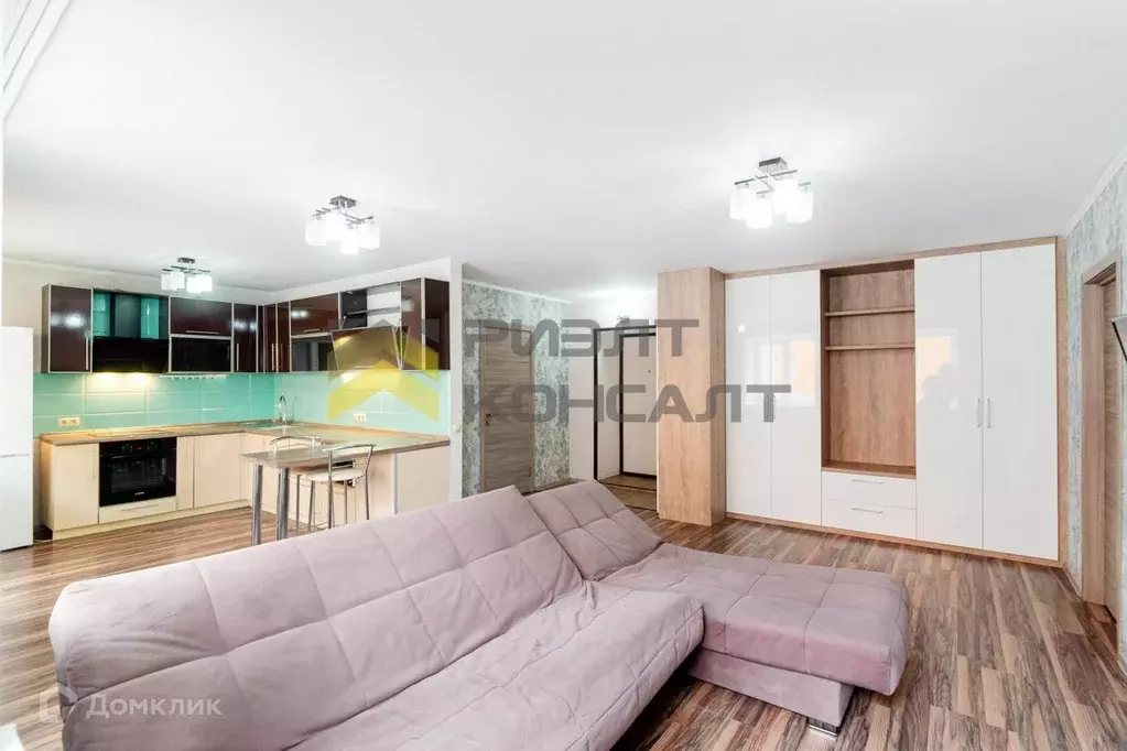 Продаётся 2-к квартира, 65 м - Фото 0