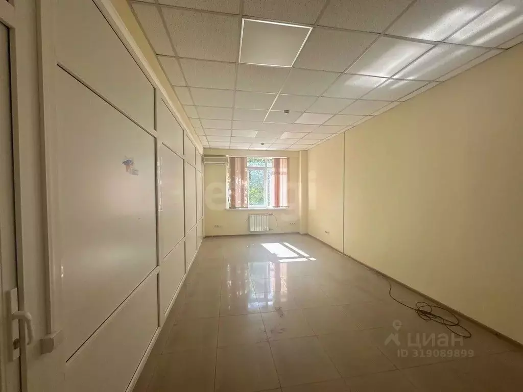 Офис в Крым, Симферополь ул. Гоголя (28 м) - Фото 2