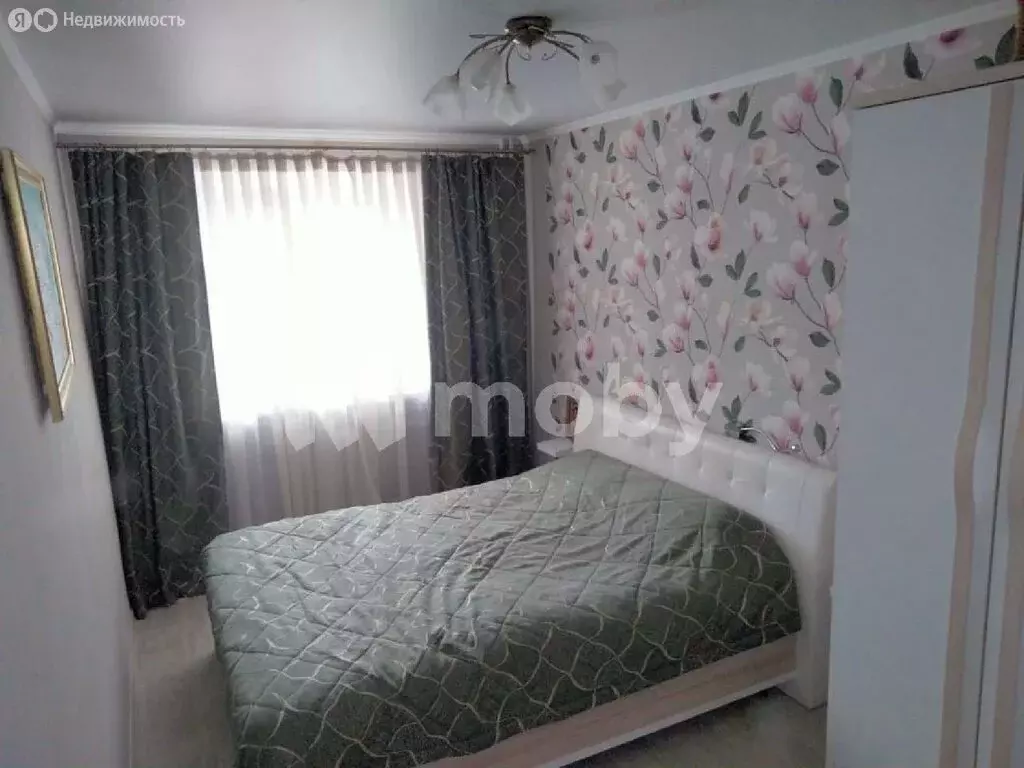 3-комнатная квартира: Калининград, улица Потёмкина, 1 (75 м) - Фото 1