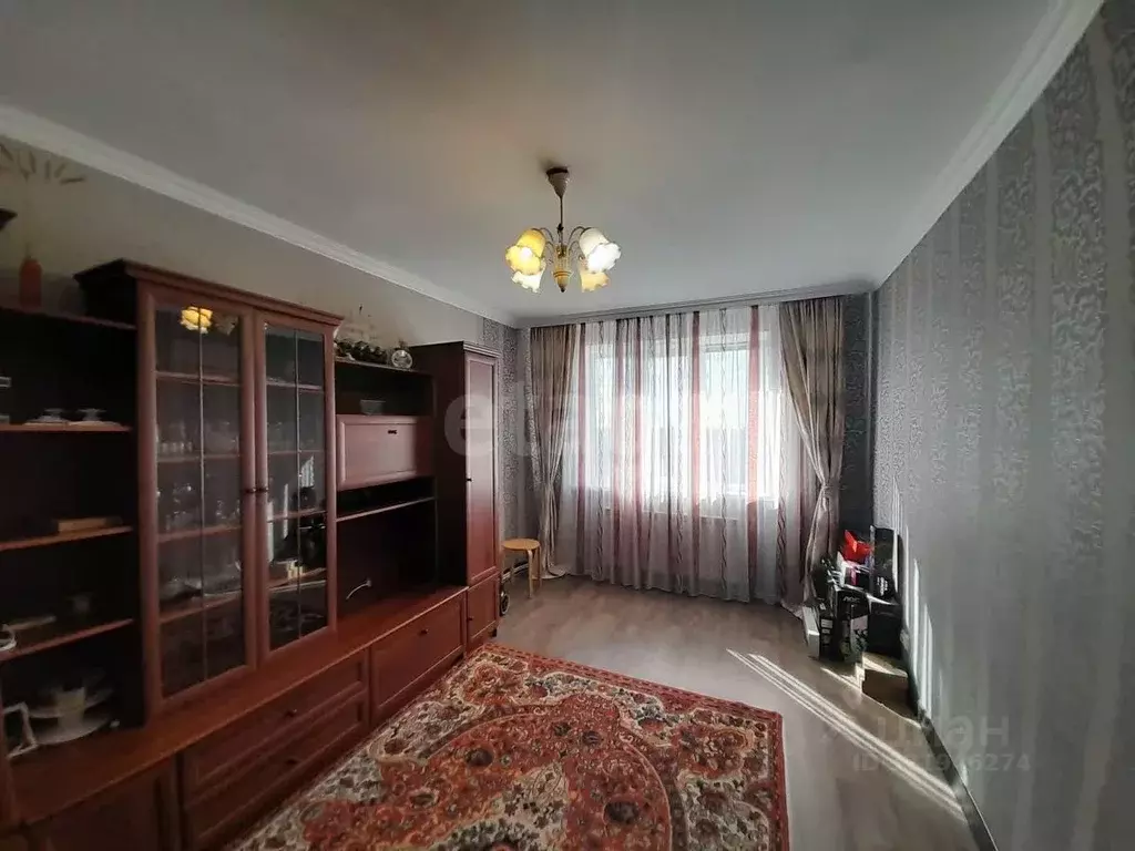 3-к кв. Белгородская область, Белгород ул. Есенина, 40 (63.3 м) - Фото 0