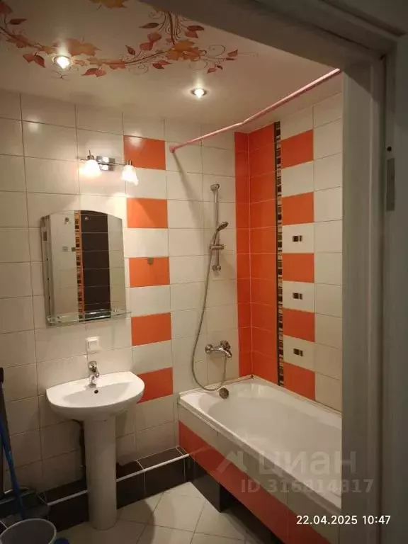 1-к кв. Санкт-Петербург ул. Есенина, 1к1 (35.0 м) - Фото 0
