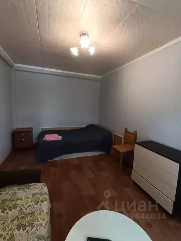 1-к кв. Ленинградская область, Кингисепп Октябрьская ул., 4 (35.0 м) - Фото 0