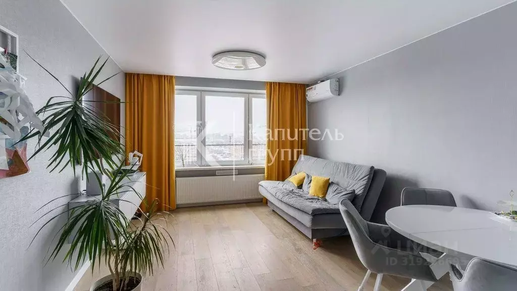 2-к кв. Тюменская область, Тюмень ул. Газовиков, 44 (57.8 м) - Фото 0