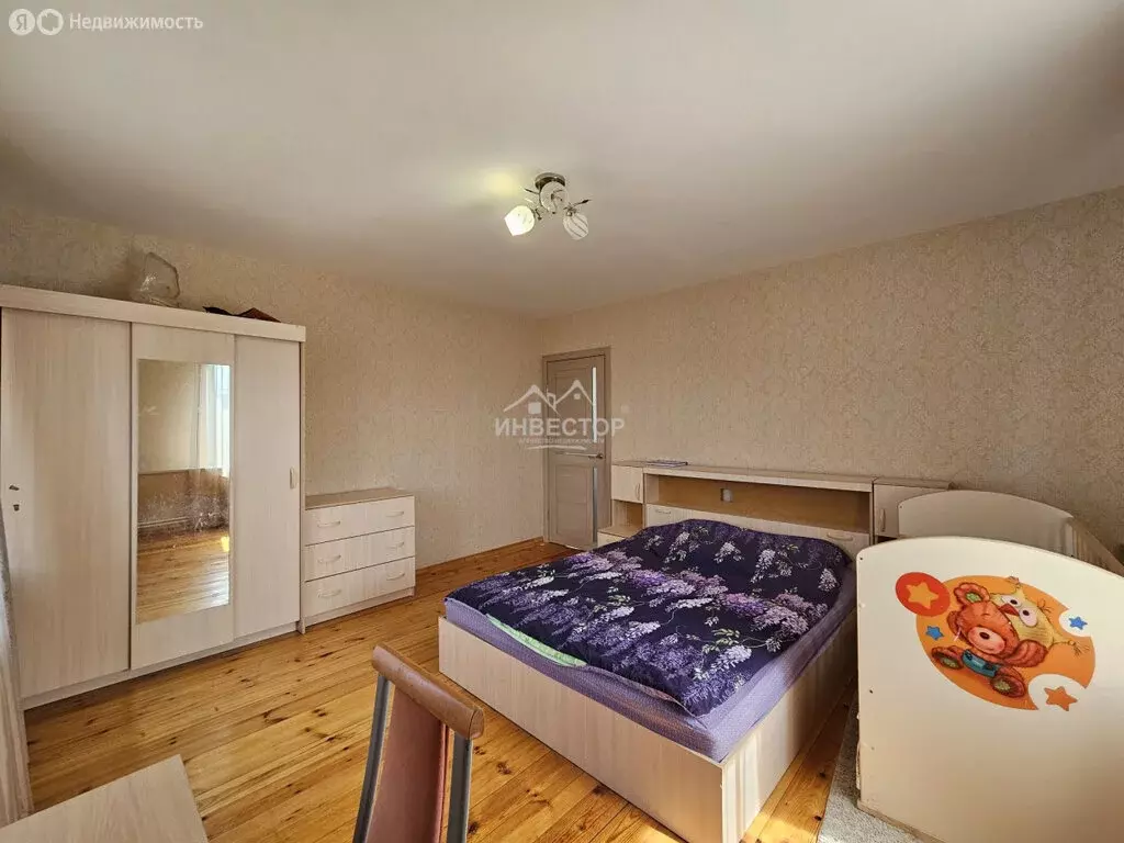 Дом в Еманжелинск, улица Островского, 13 (234.1 м) - Фото 1