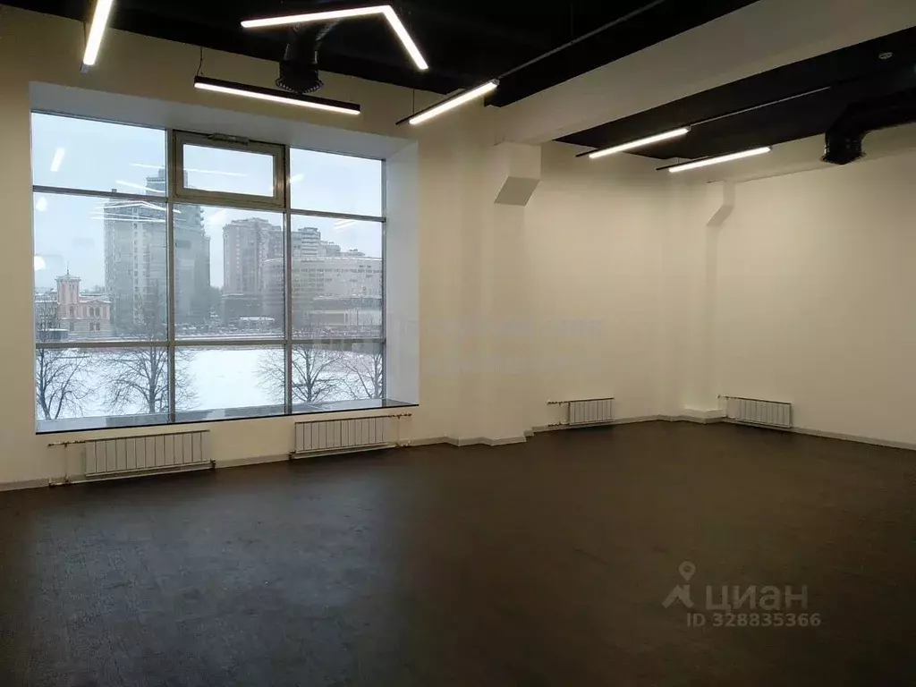 Офис в Санкт-Петербург Петроградская наб., 18 (833 м) - Фото 1