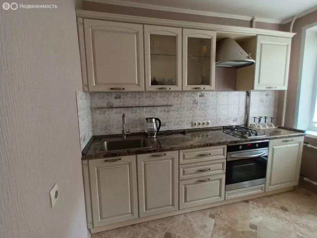3-комнатная квартира: Тверь, улица Фадеева, 8 (65 м) - Фото 0