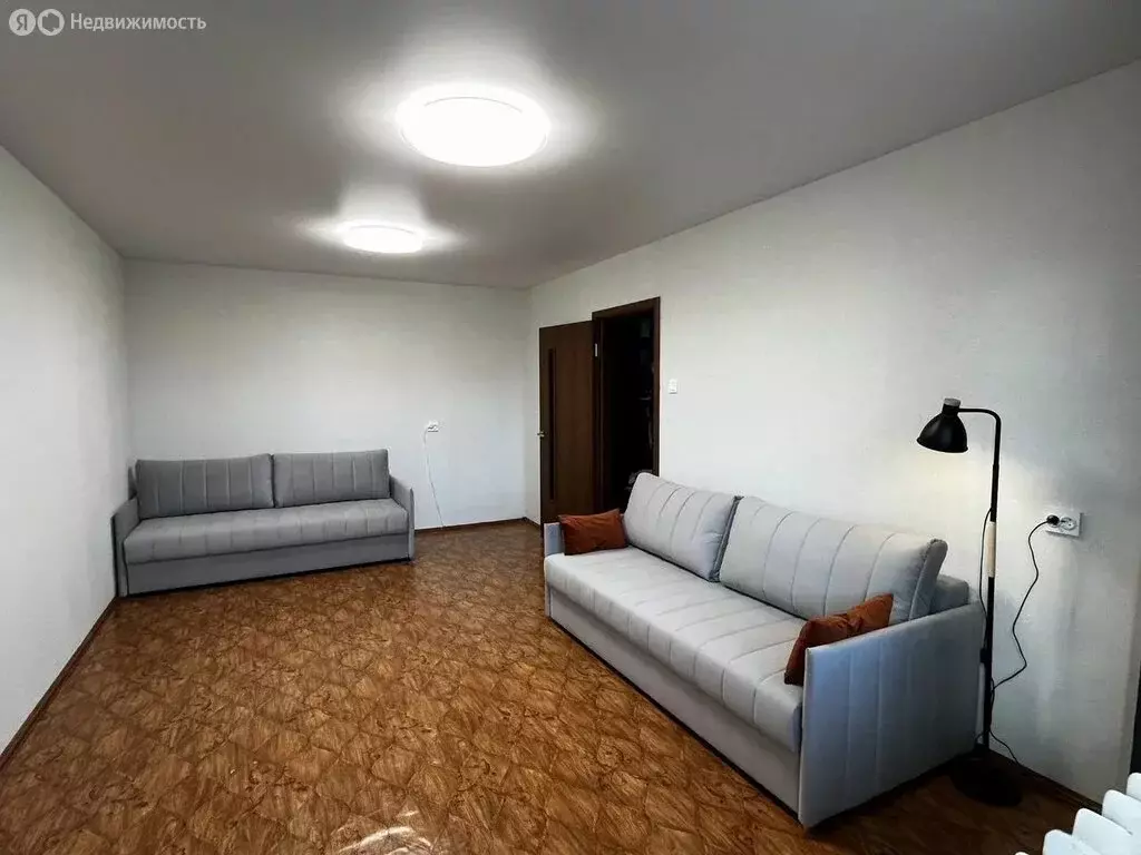 2-комнатная квартира: Тюмень, улица Пермякова, 84к3 (65 м) - Фото 1