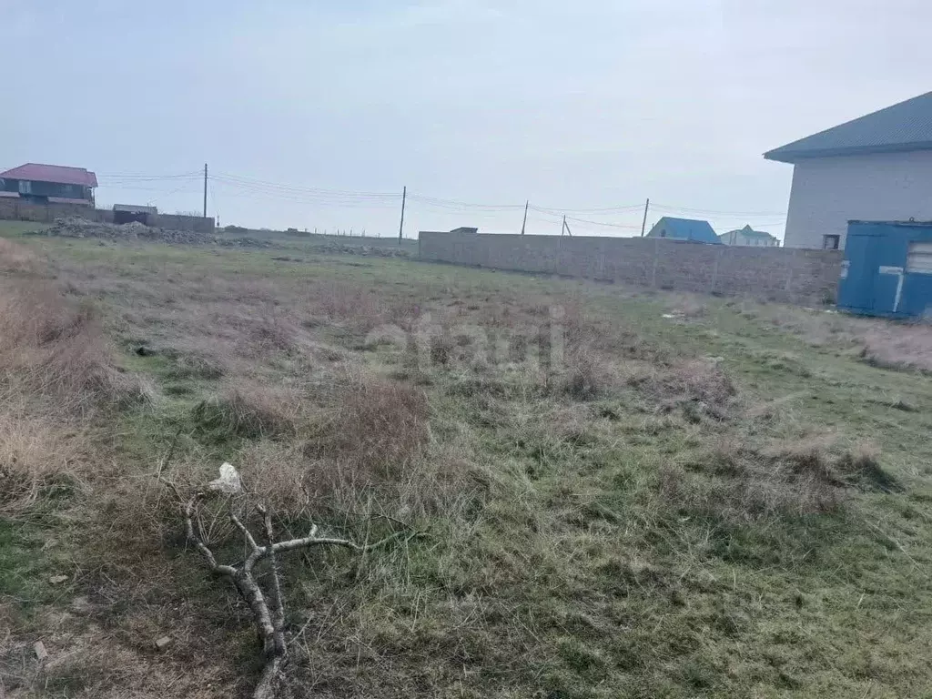 Участок в Крым, Сакский район, с. Штормовое  (6.77 сот.) - Фото 0