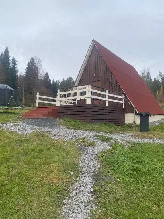 Дом в Карелия, Сортавальский муниципальный округ, пос. Рускеала ш. ... - Фото 1