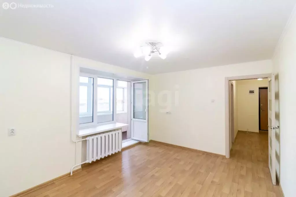 2-комнатная квартира: Тюмень, улица Червишевский Тракт, 33 (47 м) - Фото 0
