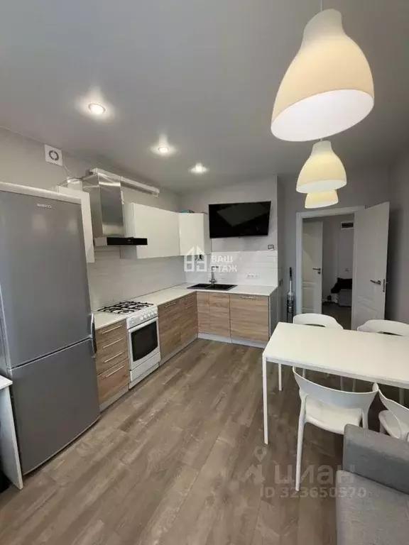 2-к кв. Калужская область, Калуга бул. Сиреневый, 14 (68.0 м) - Фото 2