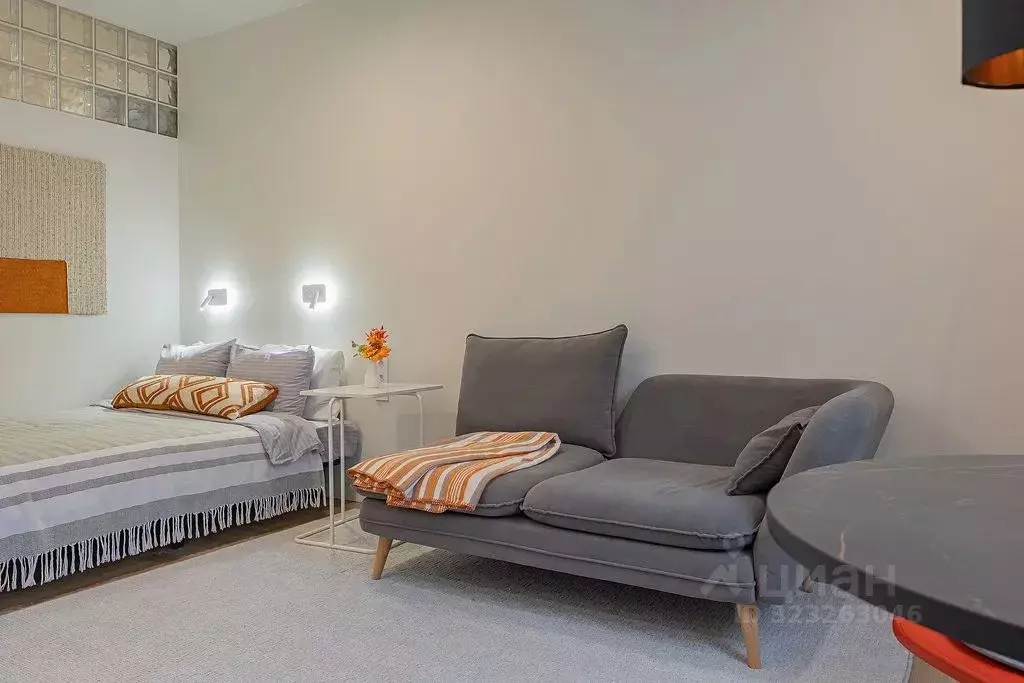 Студия Нижегородская область, Нижний Новгород ул. Семашко, 33а (35.0 ... - Фото 1