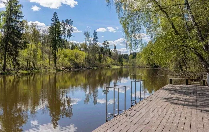 Участок в Московская область, Одинцовский городской округ, пос. дома ... - Фото 1
