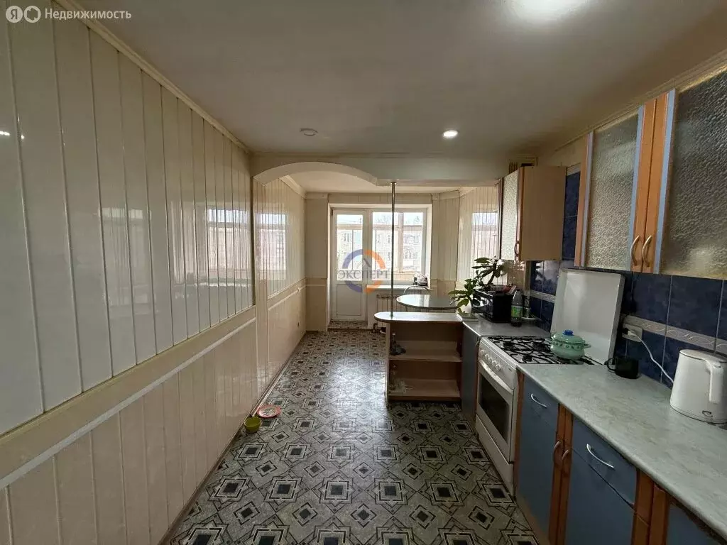 3-комнатная квартира: Боровичи, Южная улица, 8 (104.8 м) - Фото 1