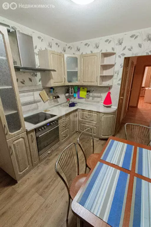 3-комнатная квартира: Ухта, улица Дзержинского, 11 (59.2 м) - Фото 1