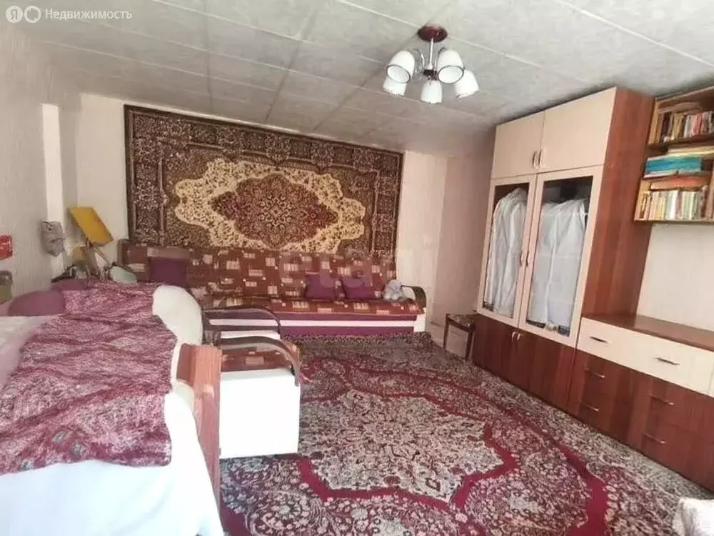 2-комнатная квартира: Абакан, улица Пушкина, 100 (49.4 м) - Фото 1