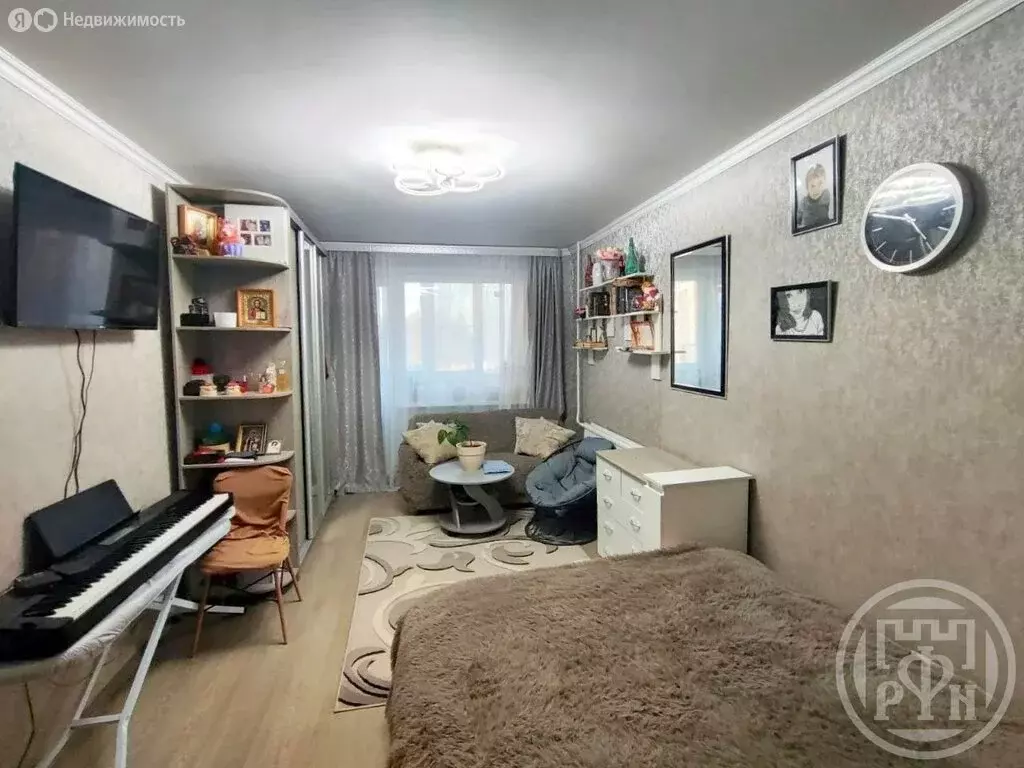 3-комнатная квартира: городской посёлок Рощино, Садовая улица, 5 (75.4 ... - Фото 1