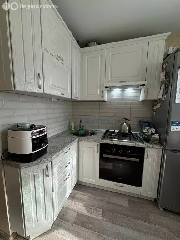 2-комнатная квартира: Нижний Новгород, 6-й микрорайон Автозавода, 21 ... - Фото 1