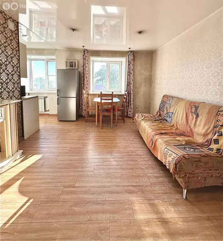 3-комнатная квартира: Кызыл, улица Бухтуева, 3 (57.8 м) - Фото 1